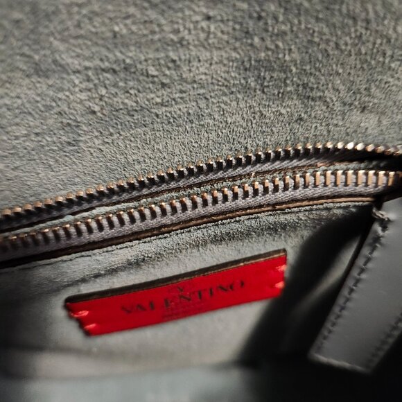 New Valentino Blue Patent Rockstud purse - Picture 6 of 8